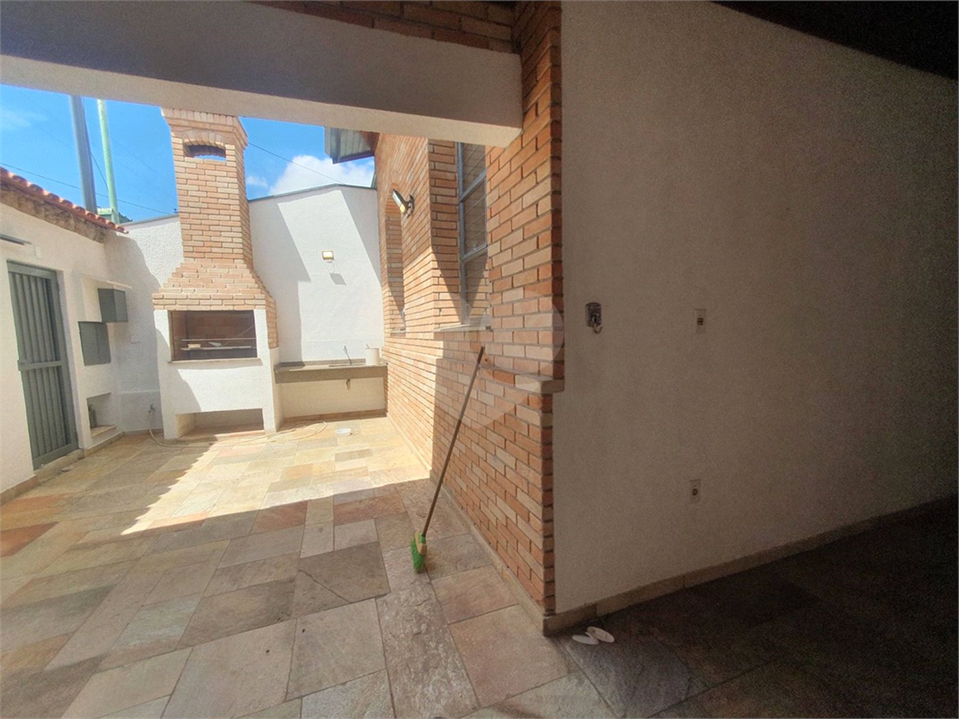 Casa de Vila à venda com 4 suítes em Jardim Santa Rosália, Sorocaba, SP