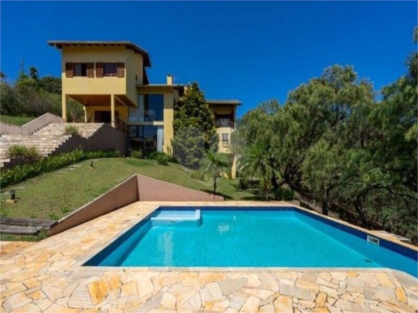 Casa para alugar com 4 suítes em Vila Santo Antônio, São Roque, SP