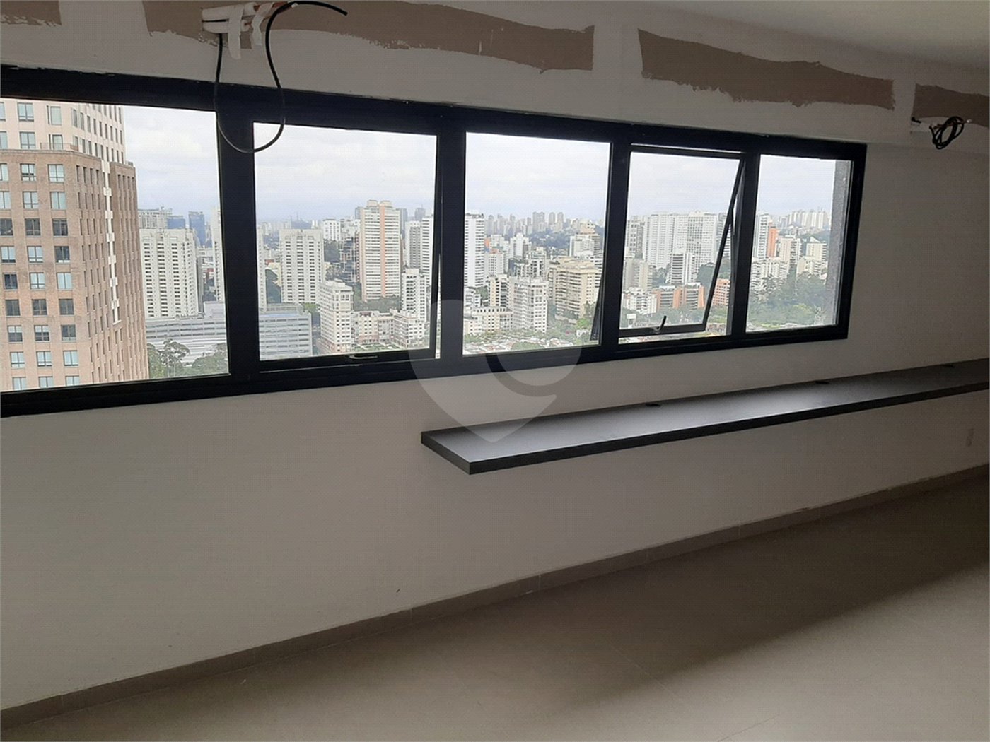 Apartamento à venda com 1 quarto em Jardim Panorama, São Paulo, SP