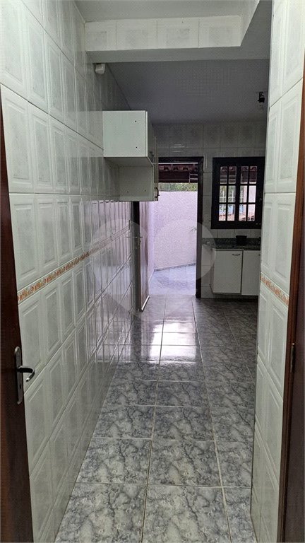 Sobrado à venda com 3 quartos, sendo 1 suíte, em Vila Suissa, Mogi das Cruzes, SP