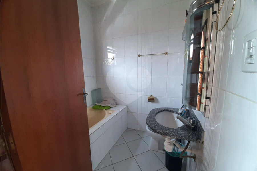 Casa à venda com 3 quartos, sendo 1 suíte, no condomínio Cantareira Park, São Paulo - SP