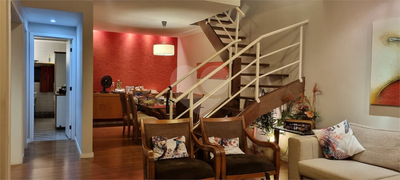 Cobertura à venda com 3 quartos, sendo 2 suítes,  em Lagoa, Rio de Janeiro, RJ