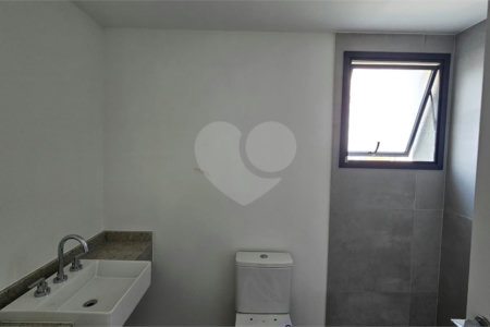 Apartamento à venda com 3 suítes em Água Branca, São Paulo, SP