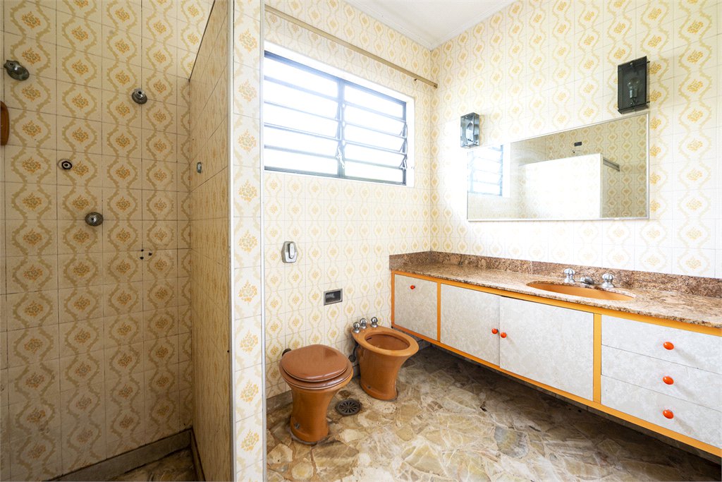 Casa Térrea à venda com 4 quartos, sendo 2 suítes, em Brooklin Velho, São Paulo, SP