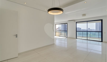 Apartamento à venda com 3 quartos, sendo 1 suíte,  em Morumbi, São Paulo, SP
