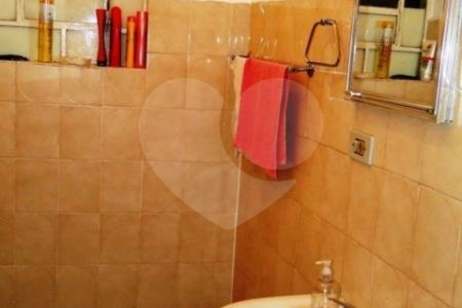 Casa Térrea à venda com 4 quartos, sendo 1 suíte, em Jardim Virginia Bianca, São Paulo, SP
