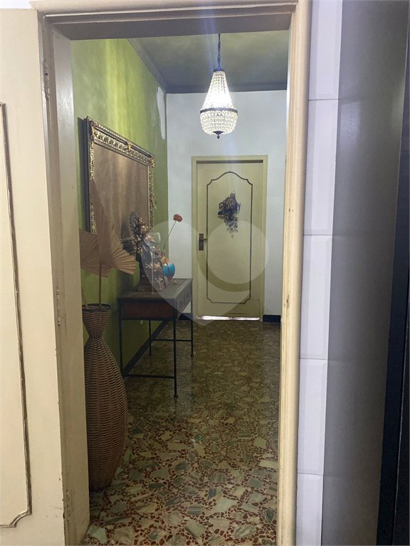 Apartamento à venda com 3 quartos, sendo 1 suíte,  em República, São Paulo, SP
