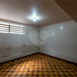 Casa à venda com 4 quartos, sendo 2 suítes, em Perdizes, São Paulo, SP