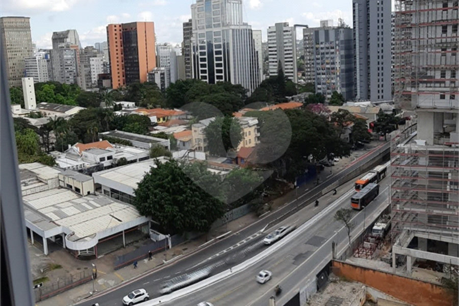 Apartamento para alugar com 2 quartos, sendo 1 suíte, em Jardim Europa, São Paulo, SP