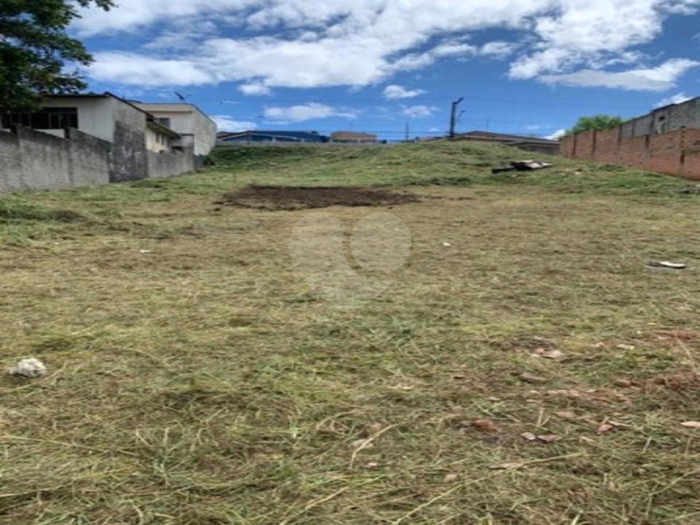 Terreno à venda em Guaianazes, São Paulo, SP