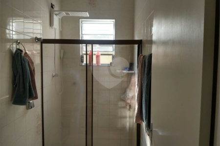 Casa à venda com 3 quartos, sendo 1 suíte, em Jardim Peri, São Paulo, SP
