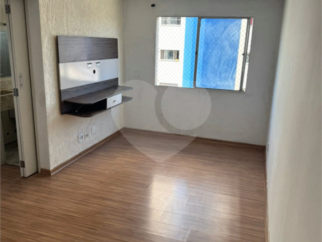Apartamento à venda com 2 quartos em Horto, São Paulo, SP