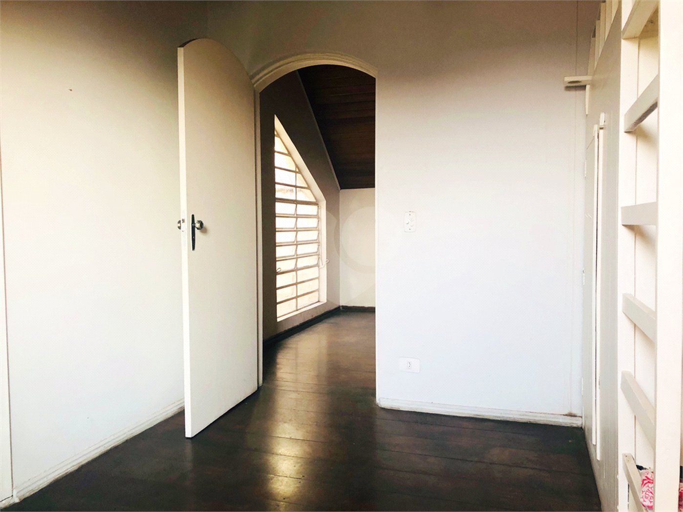 Sobrado à venda com 4 quartos, sendo 3 suítes, em Vila Rosália, Guarulhos, SP