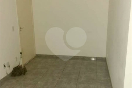 Apartamento com 2 dormitórios