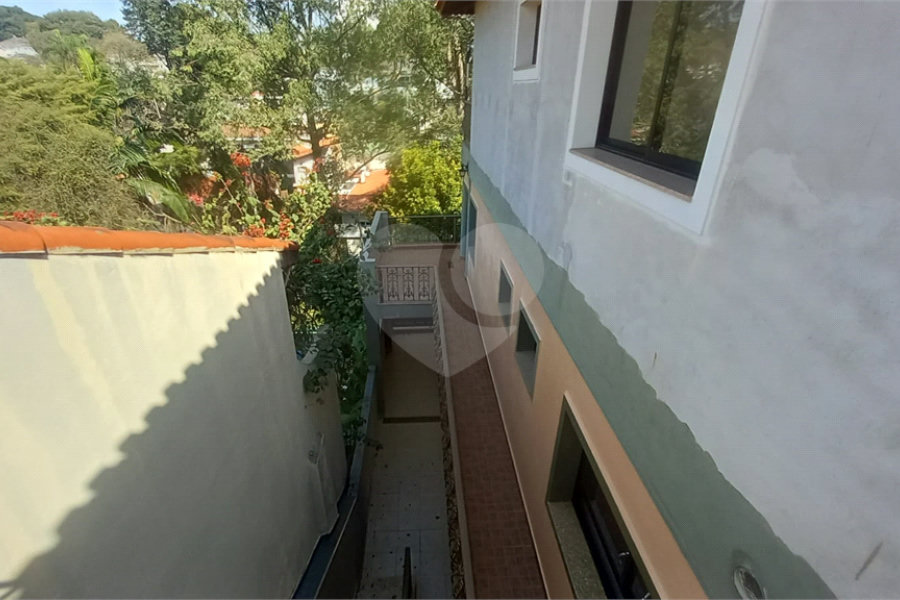 Sobrado à venda com 4 quartos, sendo 2 suítes, em Tremembé, São Paulo, SP