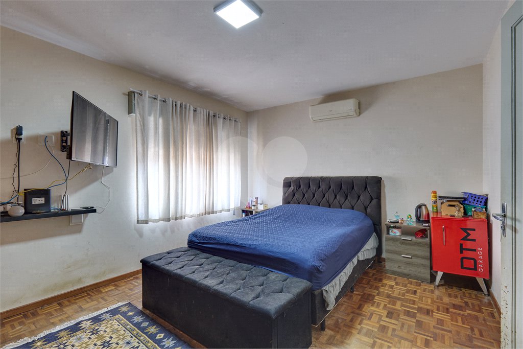 Sobrado à venda com 5 quartos, sendo 3 suítes, em Jardim Marajoara, São Paulo, SP