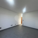 Casa à venda com 3 quartos, sendo 1 suíte, no condomínio Residencial Villagio Wanel, Sorocaba - SP