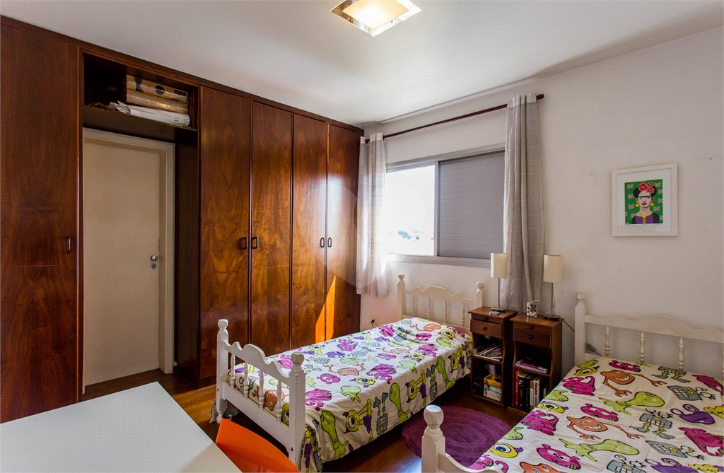 Apartamento à venda com 4 quartos, sendo 3 suítes, em Jardim Londrina, São Paulo, SP