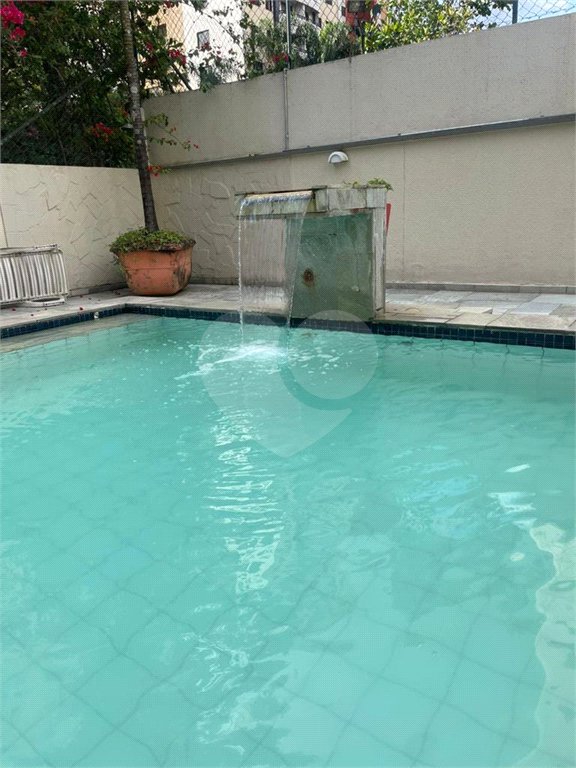 Apartamento à venda com 3 quartos, sendo 1 suíte,  em Vila Andrade, São Paulo, SP
