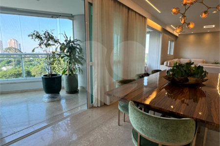 Apartamento à venda com 3 suítes em Jardim Anália Franco, São Paulo, SP