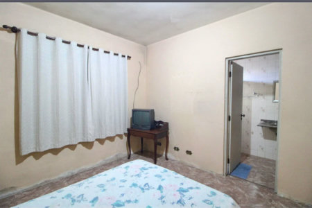 Casa à venda com 4 quartos, sendo 2 suítes, em Jardim Santa Helena, São Paulo, SP