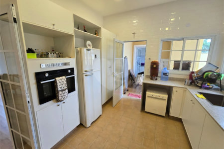 Casa à venda com 3 quartos, sendo 1 suíte,  no condomínio Golden Ville, Itapetininga - SP