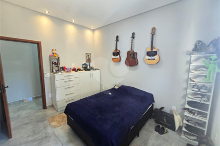 Casa à venda com 3 quartos, sendo 1 suíte, em Residencial Lago dos Ipês, Itapetininga, SP