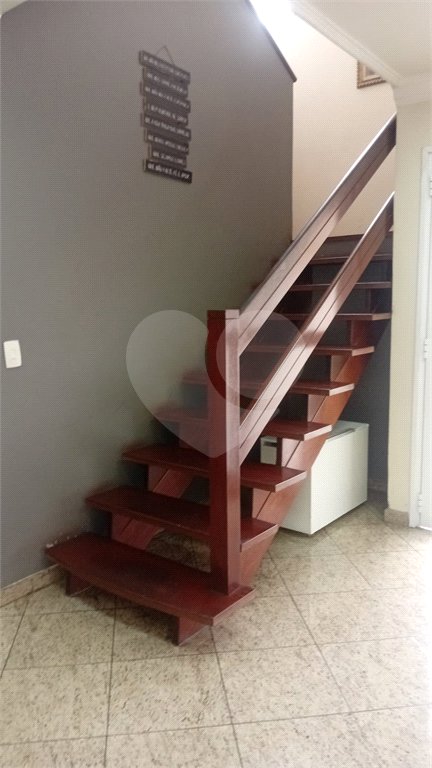 Casa à venda com 4 quartos, sendo 2 suítes, no condomínio Canamari, São Paulo - SP