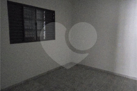 Casa para alugar com 1 quarto em Vila Suconasa, Araraquara, SP