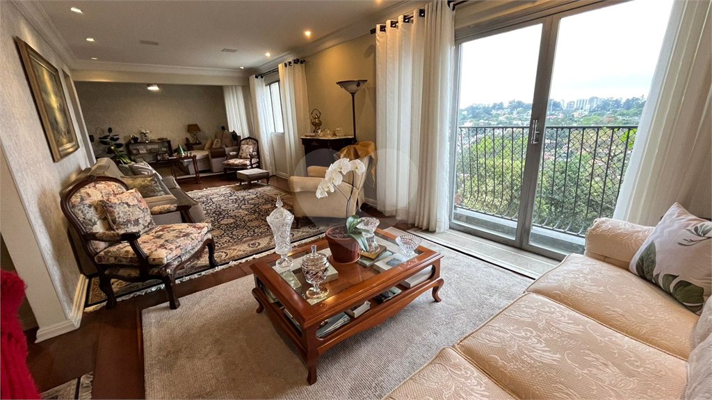 Apartamento à venda com 3 suítes em Fazenda Morumbi, São Paulo, SP