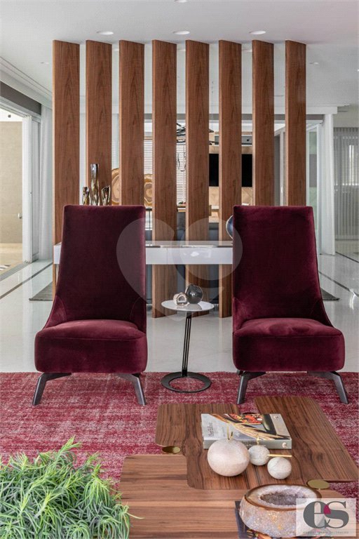 Apartamento à venda com 5 suítes em Vila Gomes Cardim, São Paulo, SP
