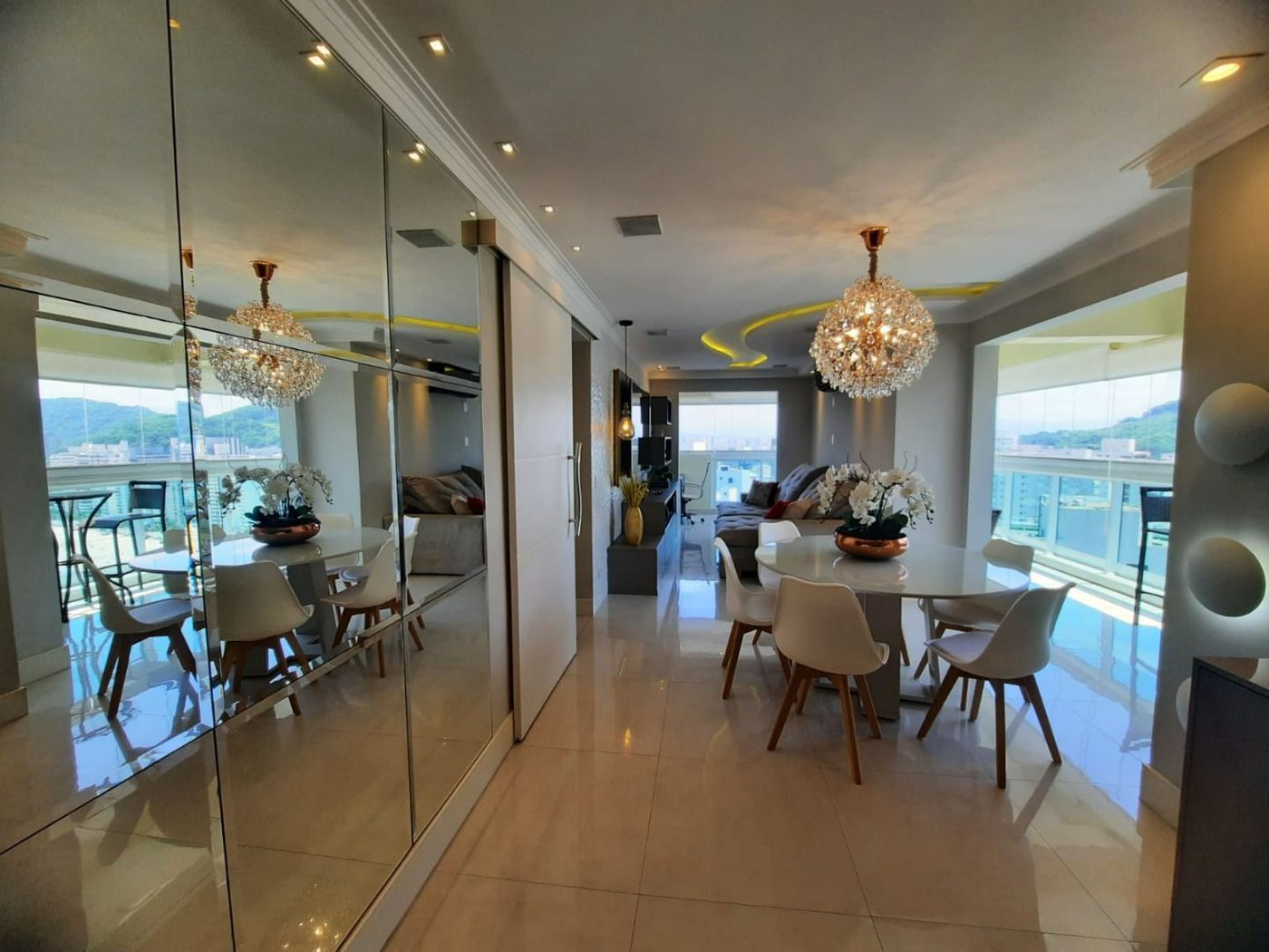 Cobertura à venda, 196 m² por R$ 2.200.000,00 - Jardim Las Palmas - Guarujá/SP