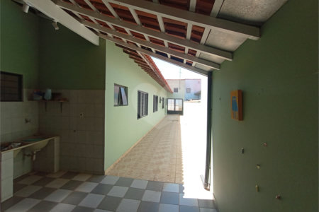 Casa à venda com 3 quartos, sendo 1 suíte, em Jardim Vieira de Moraes, Itapetininga, SP