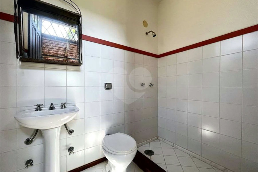 Casa à venda com 4 suítes no condomínio Jardim Mediterrâneo, Cotia - SP