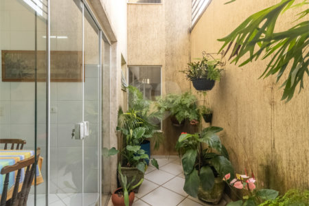 Sobrado à venda com 3 suítes em Vila Carrão, São Paulo, SP