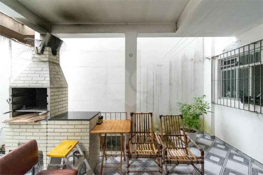 Casa à venda com 177m², 3 quartos e 2 vagas