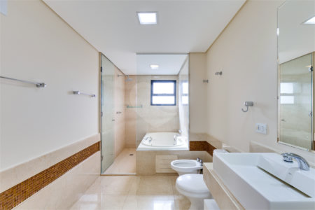 Apartamento para alugar com 4 suítes em Santo Amaro, São Paulo, SP