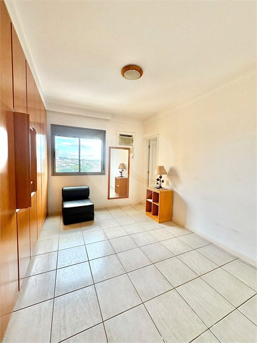 Apartamento à venda com 3 suítes em Vila Seixas, Ribeirão Preto, SP