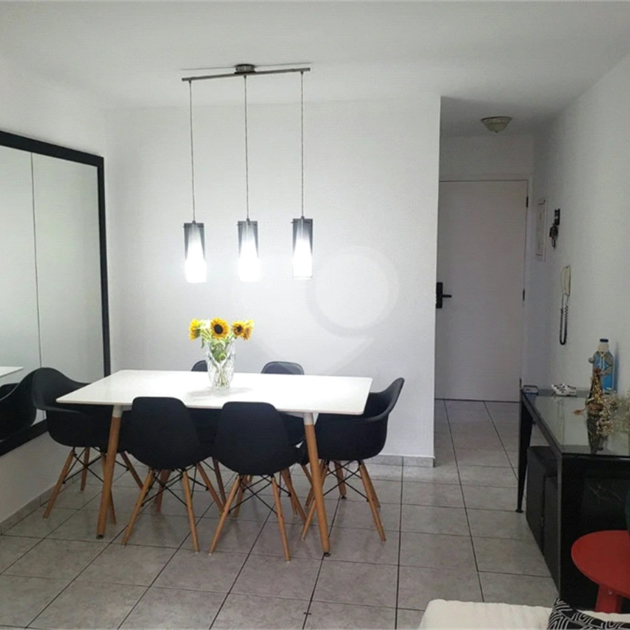 Apartamento à venda com 2 suítes em Vila Firmiano Pinto, São Paulo, SP