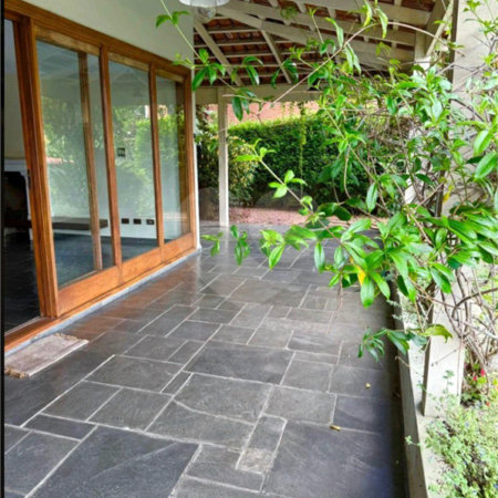 Casa à venda com 5 quartos, sendo 3 suítes,  em Jardim Leonor, São Paulo, SP