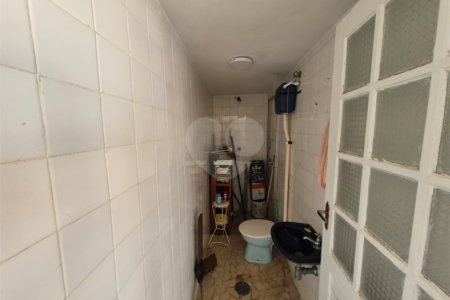 Casa à venda com 3 quartos, sendo 1 suíte, em Vila Salles, Atibaia, SP