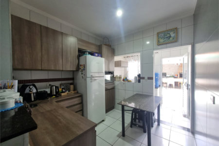 Casa à venda com 2 quartos, sendo 1 suíte,  em Aparecidinha, Sorocaba, SP