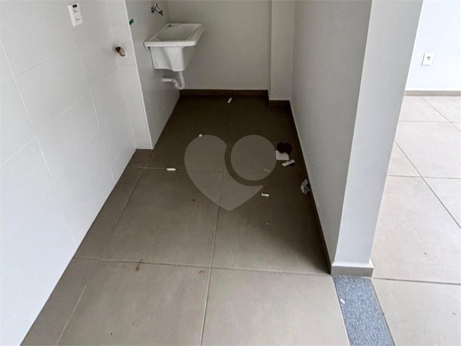 Casa à venda ou para alugar com 3 quartos, sendo 1 suíte,  no condomínio Residencial Villa Flora, Votorantim - SP