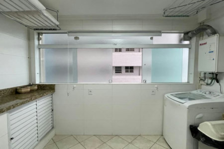 Apartamento com 3 dormitórios frente a praia à venda, 161 m² por R$ 2.200.000 - Gonzaga - Santos/SP