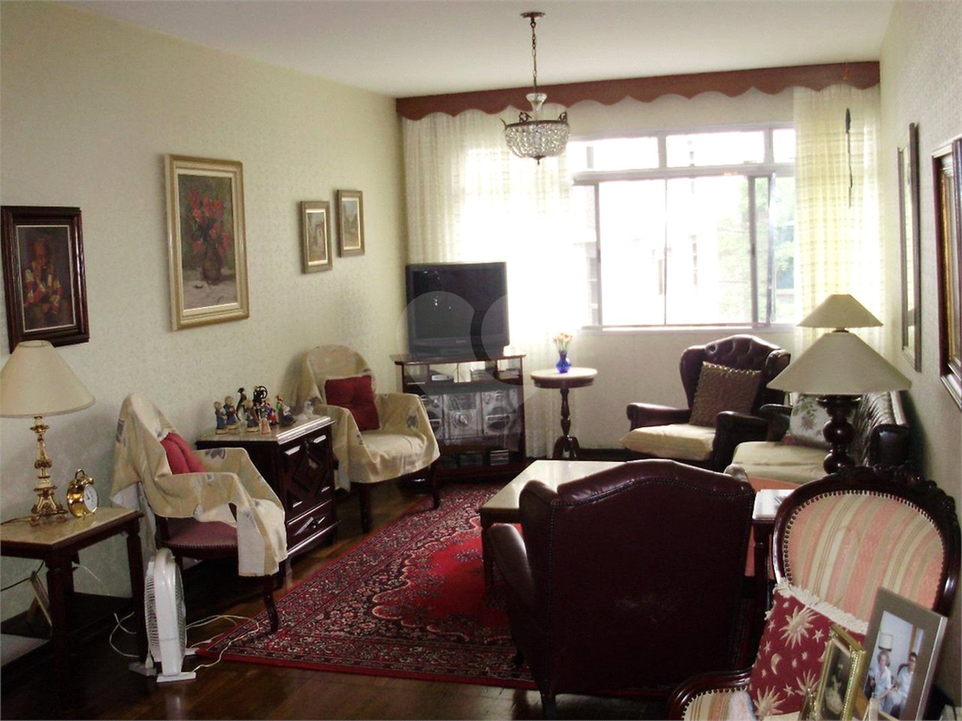 Apartamento à venda com 3 quartos, sendo 1 suíte, em Jardim Paulista, São Paulo, SP