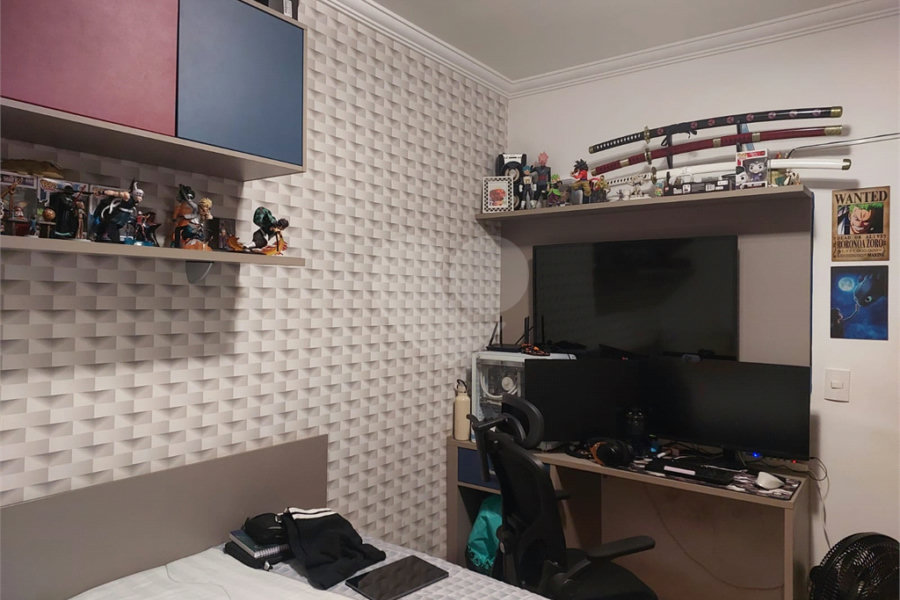 Casa à venda com 3 quartos, sendo 1 suíte, no condomínio Algarve Residencial, São Paulo - SP