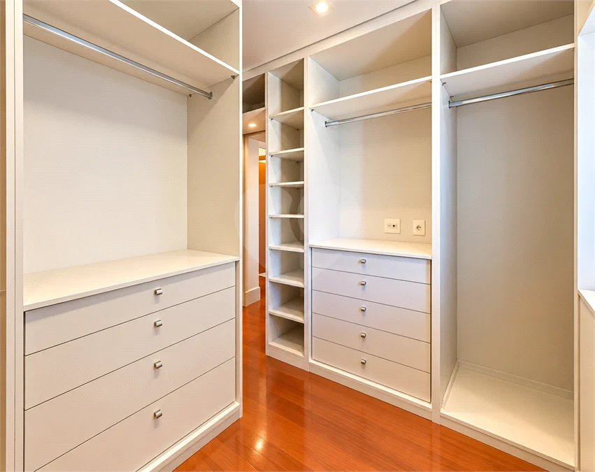 Apartamento de 103 m² no Jardim do Mar, com 3 dormitórios, 1 suíte, varanda gourmet, armários, 2 vagas e condomínio com lazer completo.