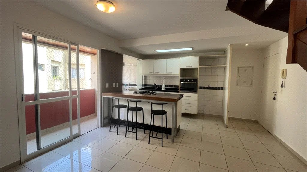 Cobertura à venda com 3 quartos, sendo 2 suítes, em Vila Ipojuca, São Paulo, SP