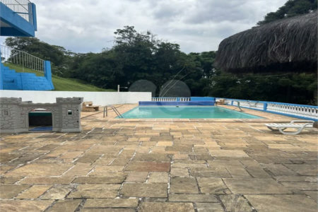 Sítio à venda com 5 quartos, sendo 2 suítes,  em Marmeleiro, São Roque, SP