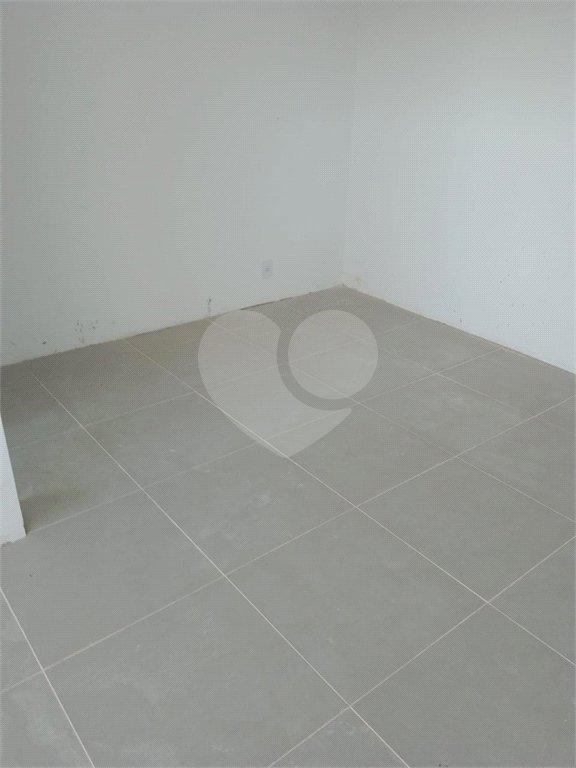 Apartamento à venda com 1 quarto em Botujuru, Mogi das Cruzes, SP